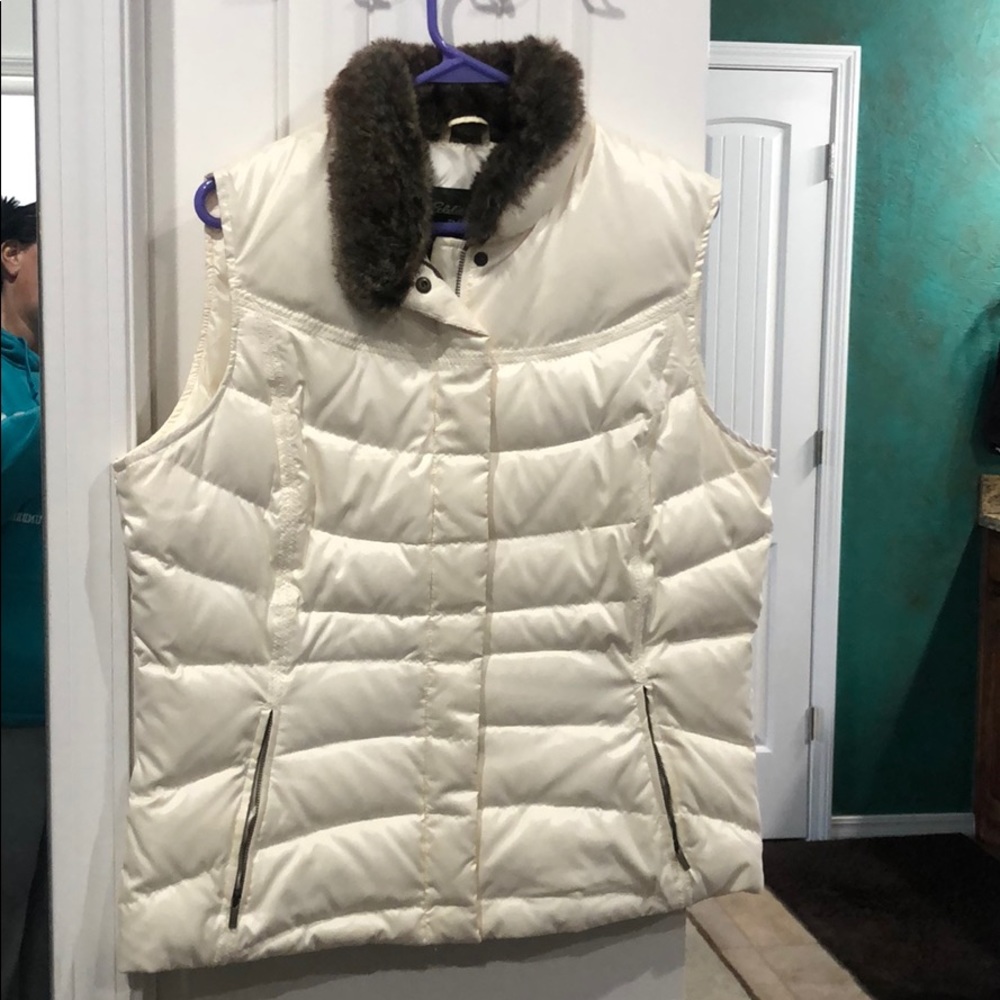 Eddie Bauer down vest